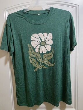 Green Floral Graphic Short Sleeve Tee